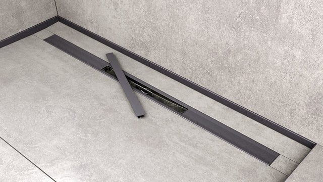Anthrazit-Duschrinne Pera mit offener Linienentwässerung in bodengleicher Dusche