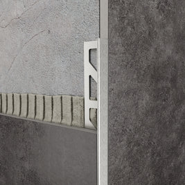 Kantenschutzprofil in für Außenecken & Treppen