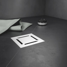 Designrost Nova als Sichtabdeckung im bodengleichen Duschboden